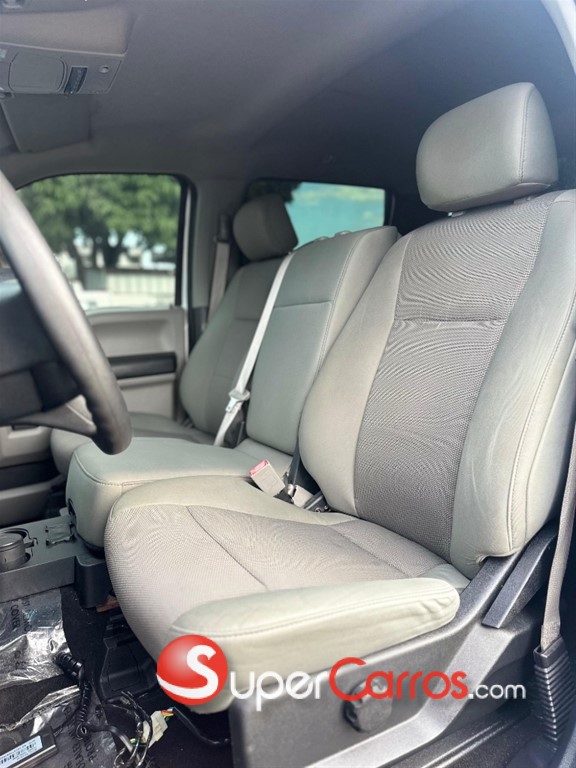 2019 Ford F 350 Super Duty — foto 9 / 12