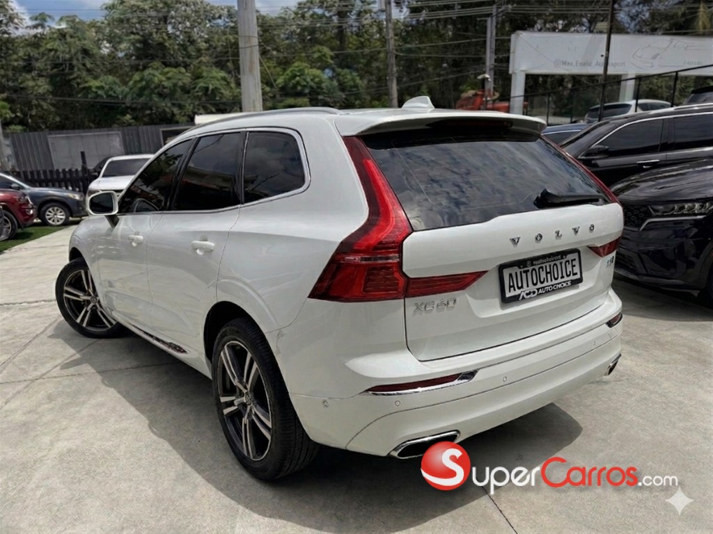 2020 Volvo XC60 T6 Inscription — foto 2 / 12