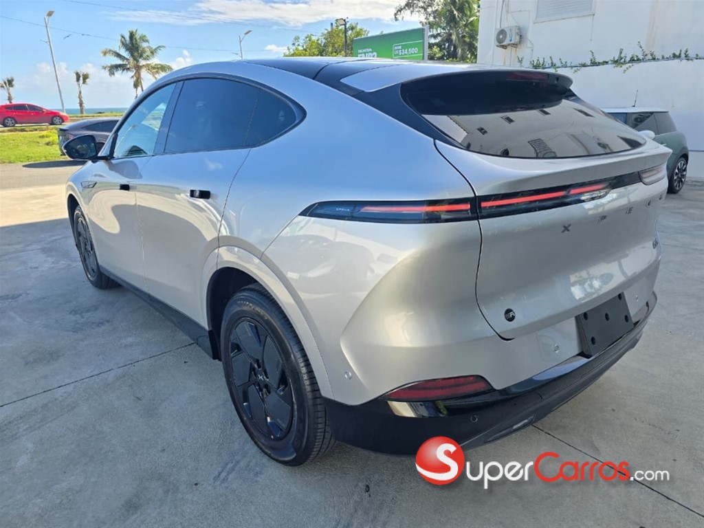 2026 Xpeng G6 Standard Range — foto 6 / 12