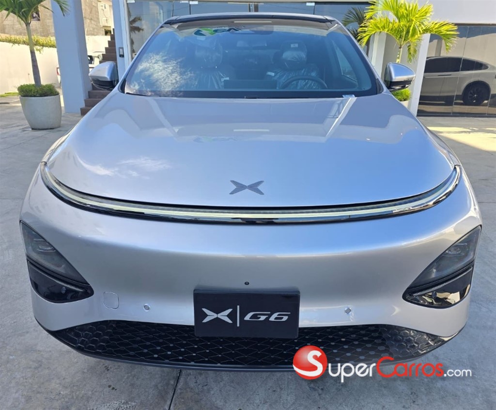 2026 Xpeng G6 Standard Range — foto 8 / 12