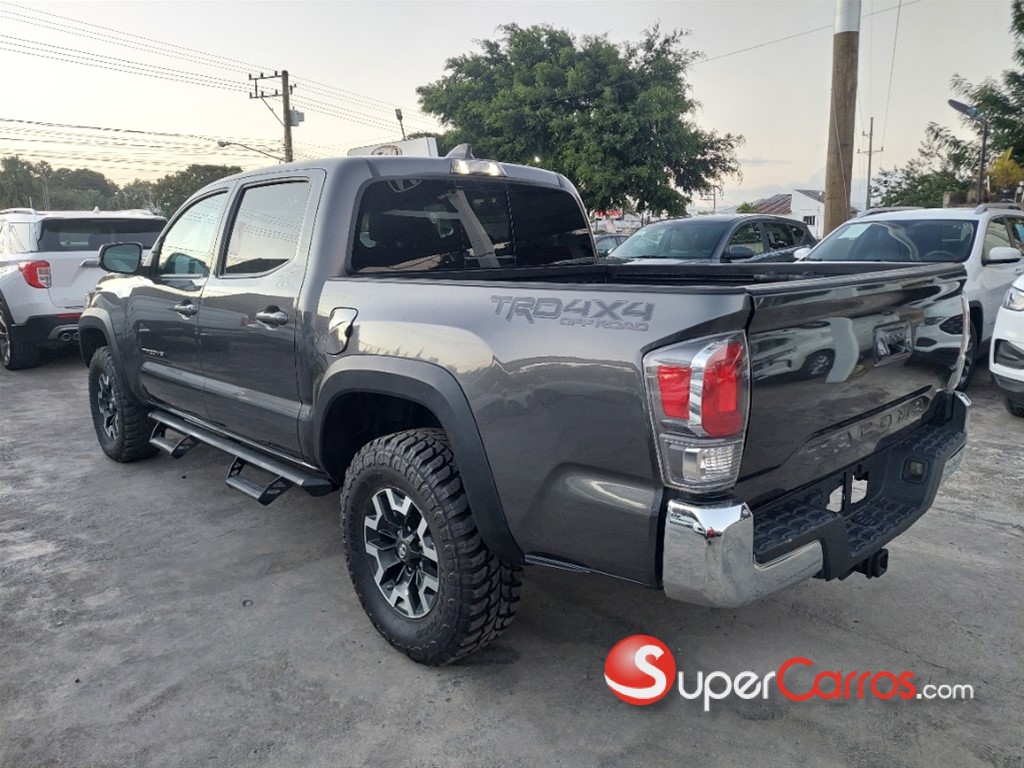 2021 Toyota Tacoma TRD — foto 2 / 9