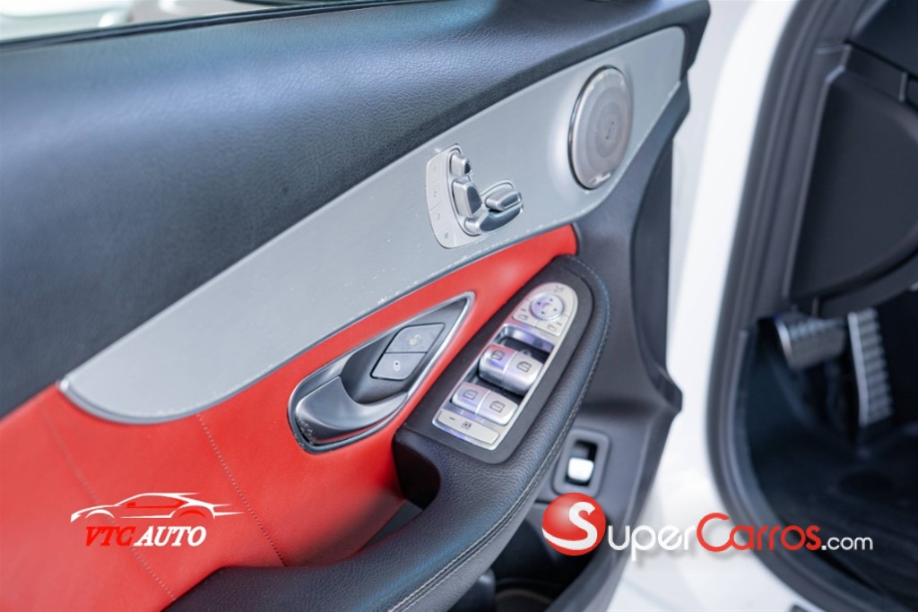 2019 Mercedes-Benz Clase C 300 — foto 8 / 11