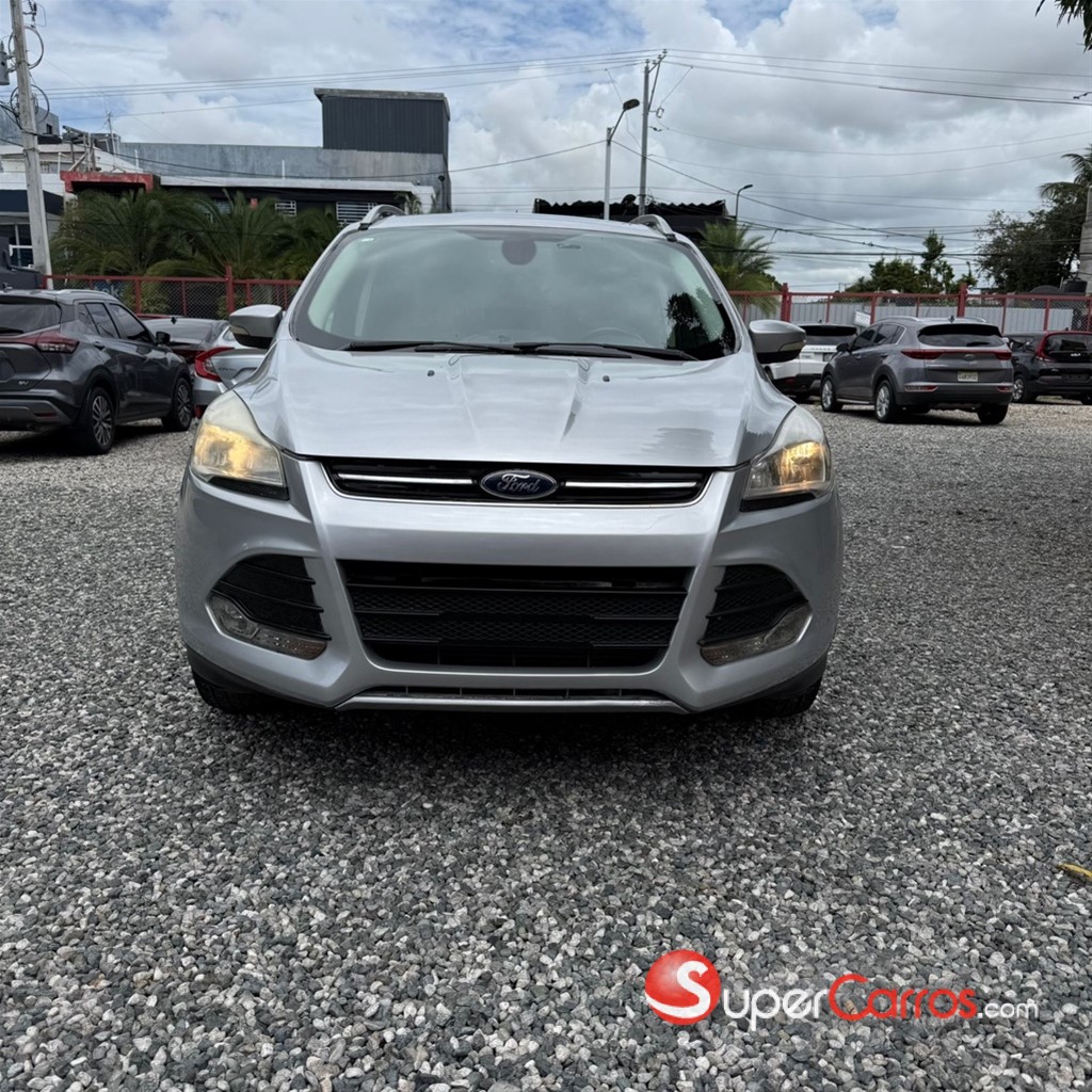 2015 Ford Escape Titanium — foto 2 / 12
