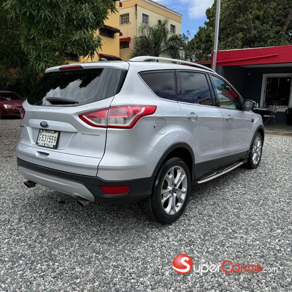 2015 Ford Escape Titanium — foto 6 / 12