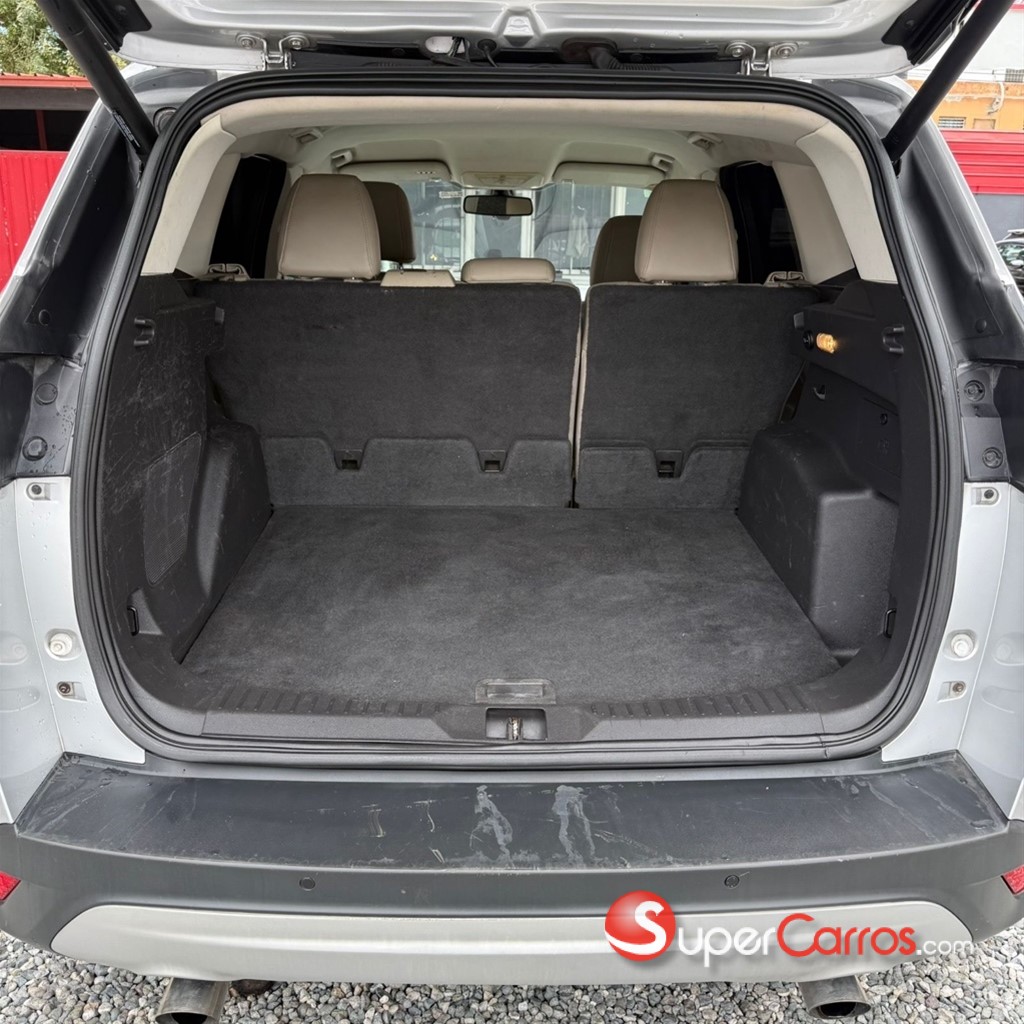 2015 Ford Escape Titanium — foto 11 / 12