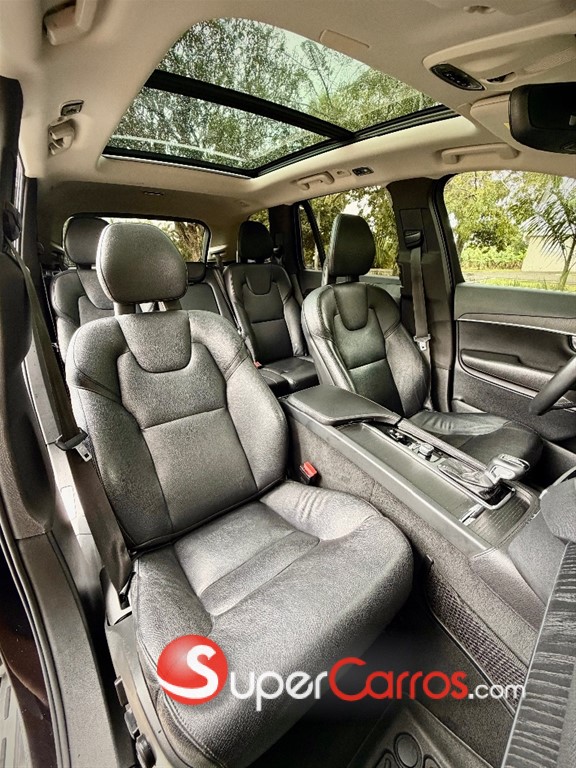 2020 Volvo XC90 Momentum T6 — foto 10 / 11