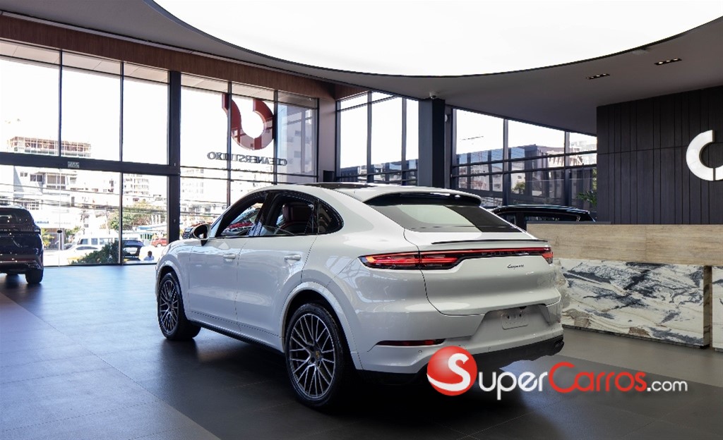2022 Porsche Cayenne Coupe — foto 10 / 12
