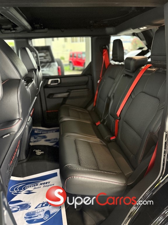 2024 Ford Bronco Raptor — foto 7 / 11