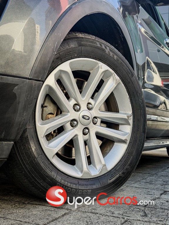 2016 Ford Explorer XLT — foto 12 / 12