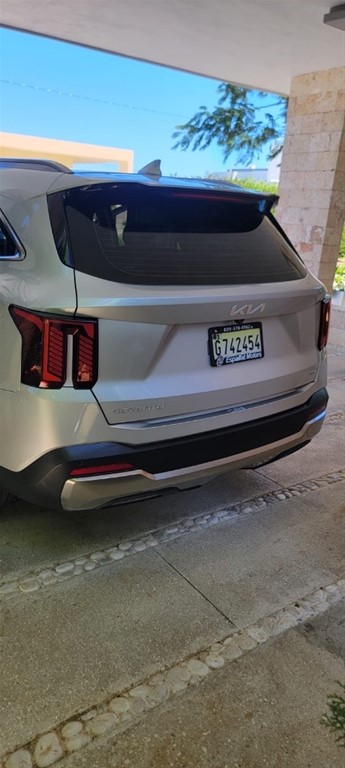 2025 Kia Sorento Limited — foto 9 / 12