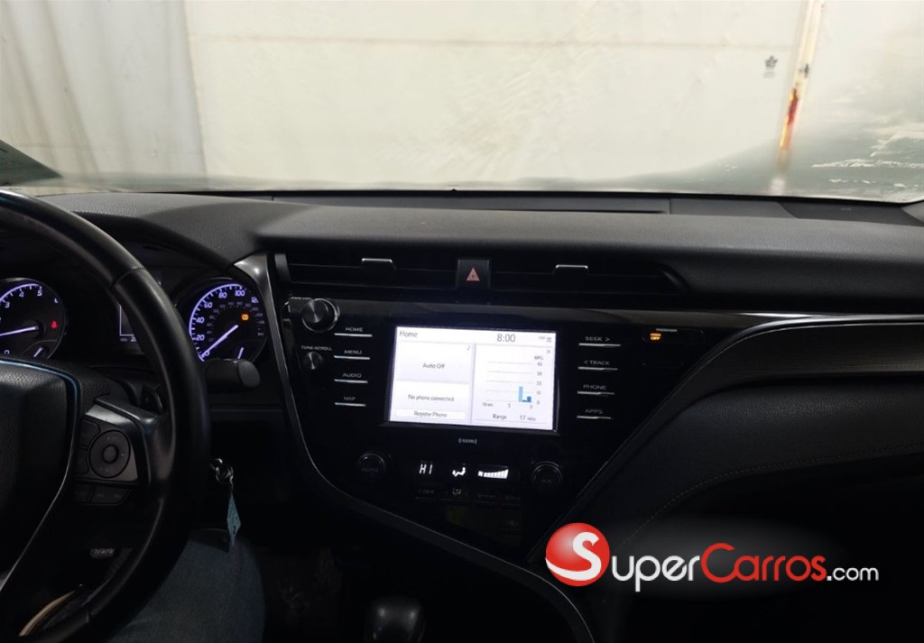 2020 Toyota Camry SE — foto 7 / 10