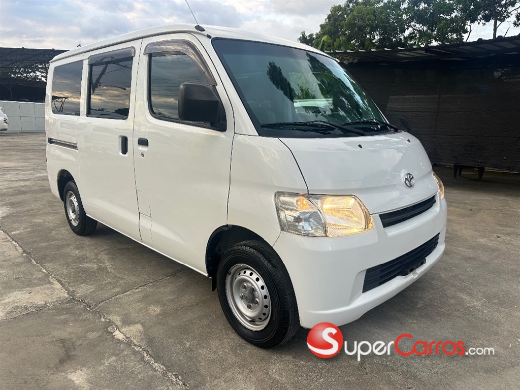 2020 Toyota Town-Ace GL 4WD — foto 3 / 9