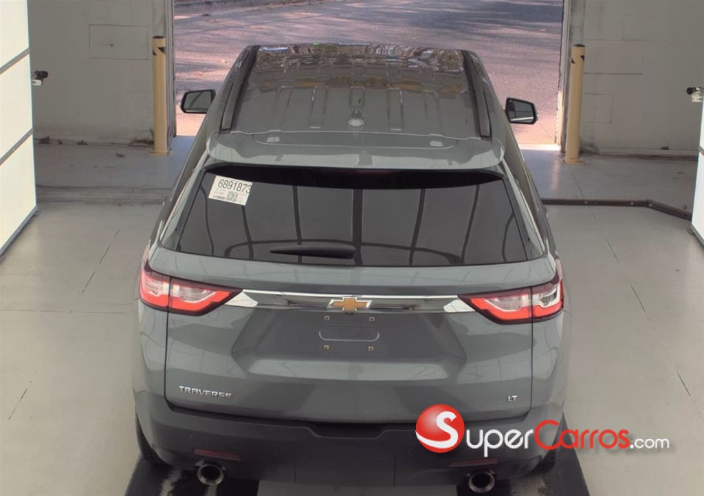 2020 Chevrolet Traverse LT — foto 2 / 12
