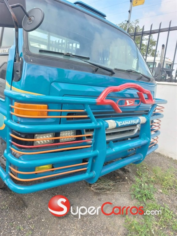 2008 Daihatsu Delta — foto 4 / 6
