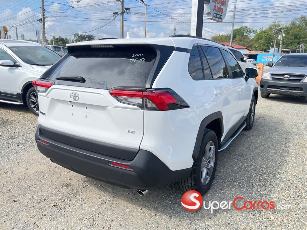 2021 Toyota RAV4 LE — foto 4 / 10