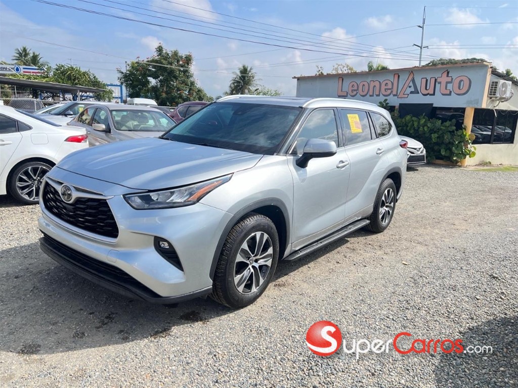2020 Toyota Highlander XLE