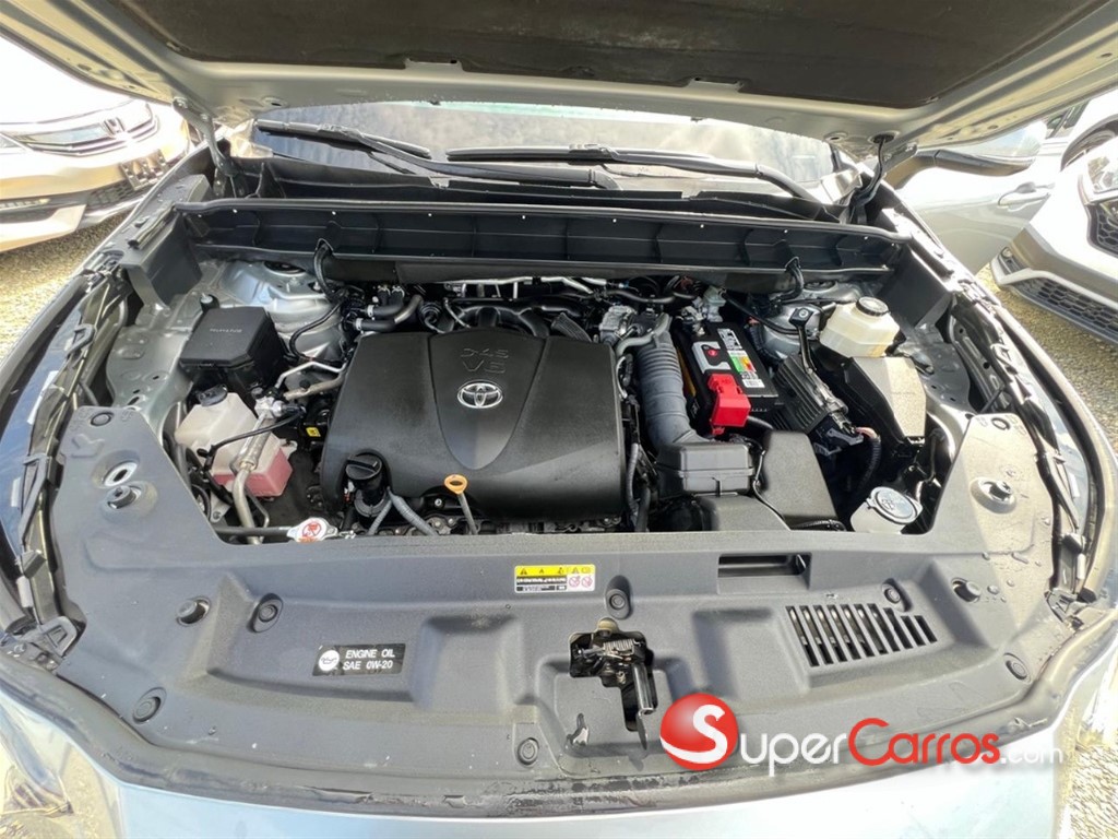 2020 Toyota Highlander XLE — foto 8 / 12