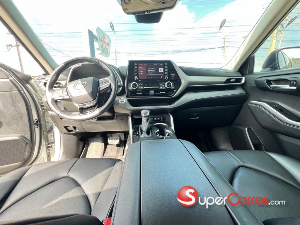 2020 Toyota Highlander XLE — foto 10 / 12