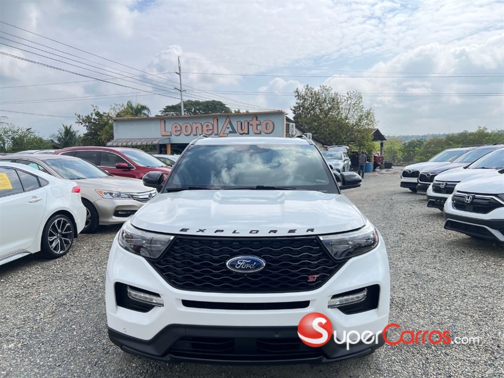 2020 Ford Explorer ST — foto 2 / 12