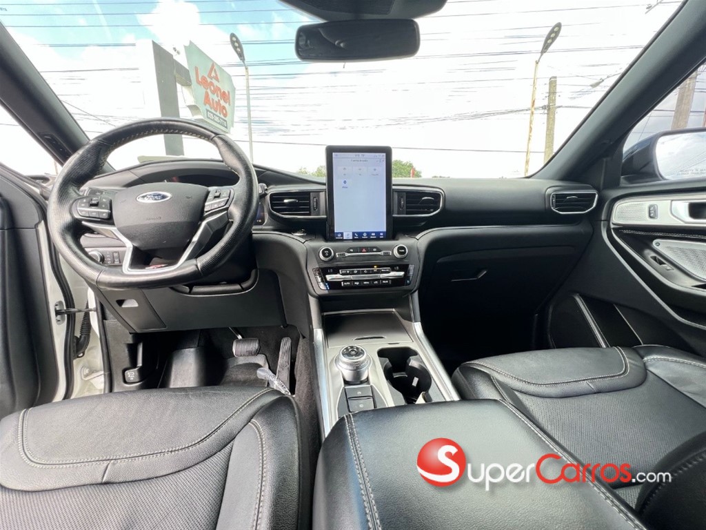 2020 Ford Explorer ST — foto 8 / 12