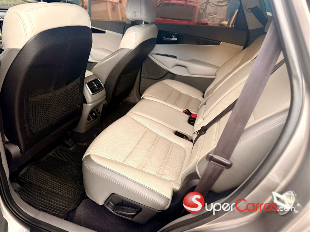 2016 Kia Sorento SX — foto 6 / 7