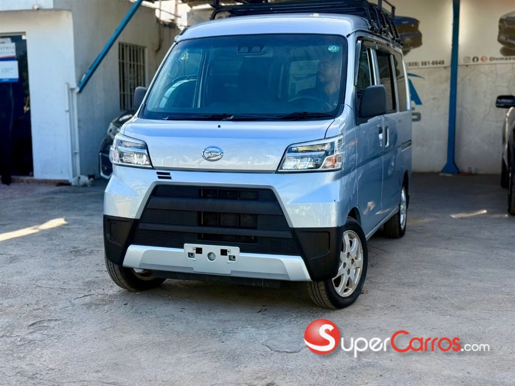 2022 Daihatsu Hijet Minivan