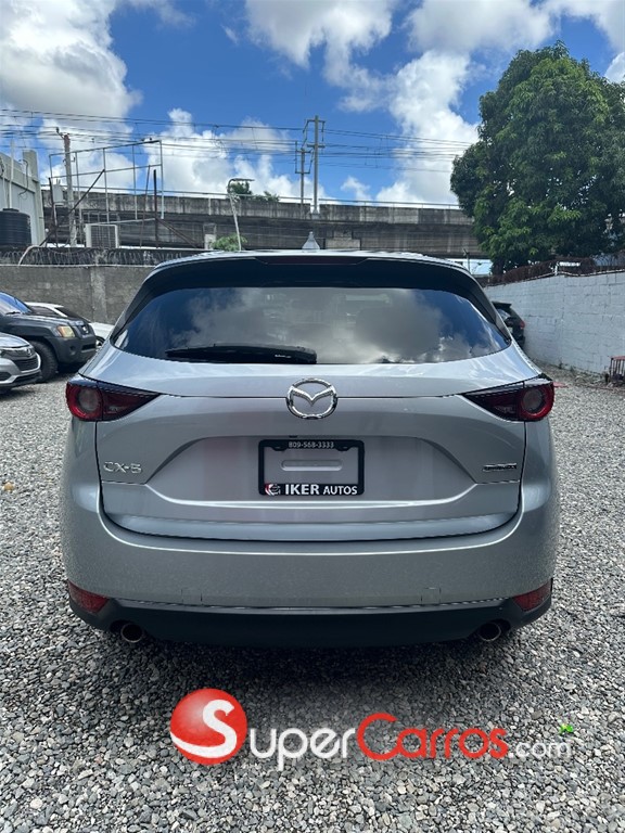 2020 Mazda CX-5 Touring — foto 5 / 9