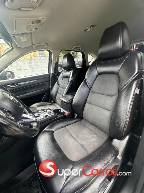 2020 Mazda CX-5 Touring — foto 8 / 9
