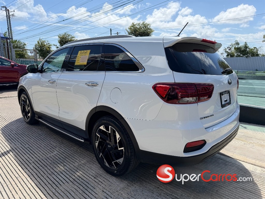 2020 Kia Sorento LX — foto 5 / 11
