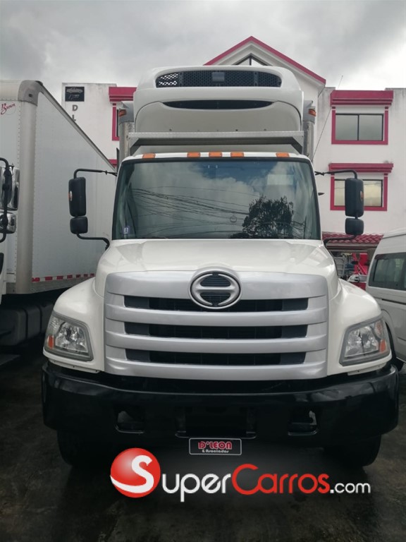 2012 Hino 268