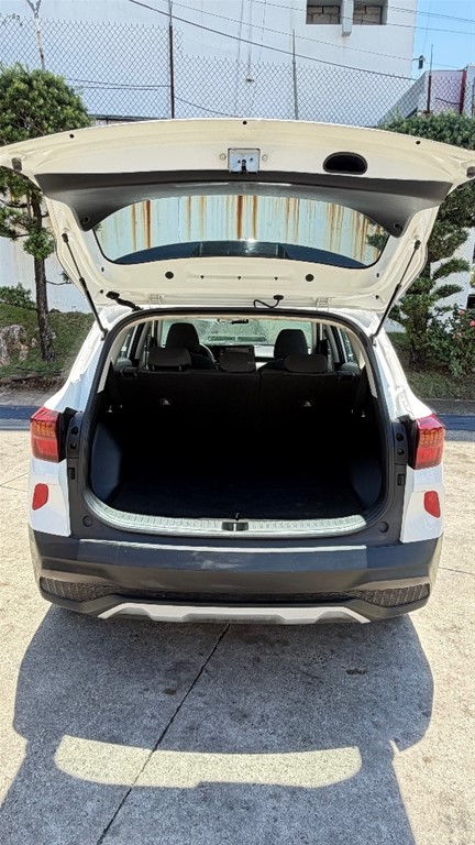 2023 Kia Seltos LX — foto 9 / 12