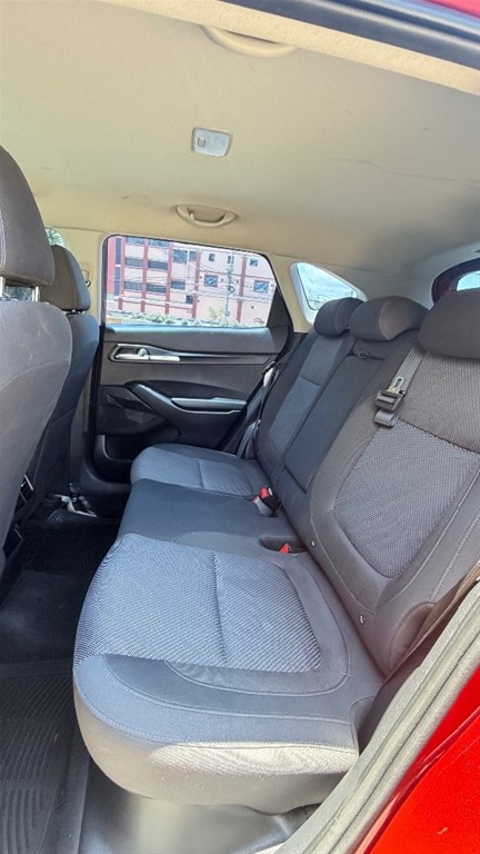 2023 Kia Seltos LX — foto 8 / 12