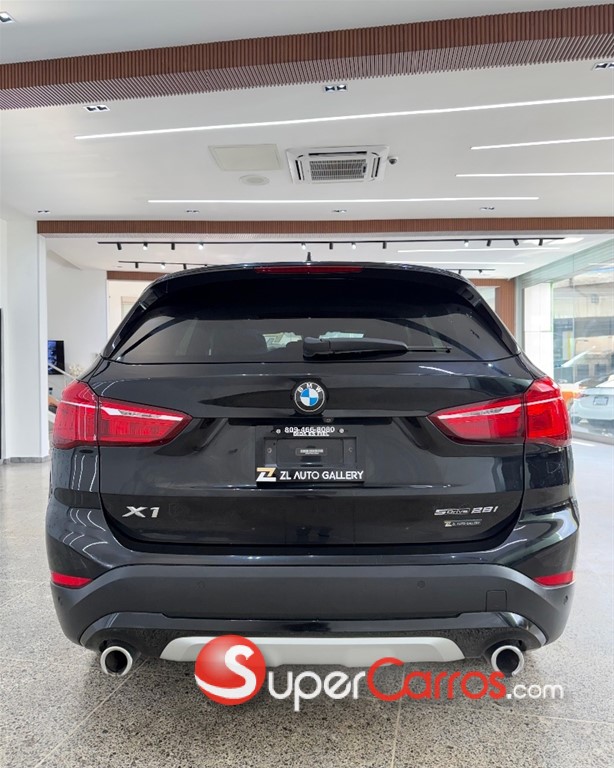 2020 BMW X 1 X Drive 2.8i — foto 7 / 12