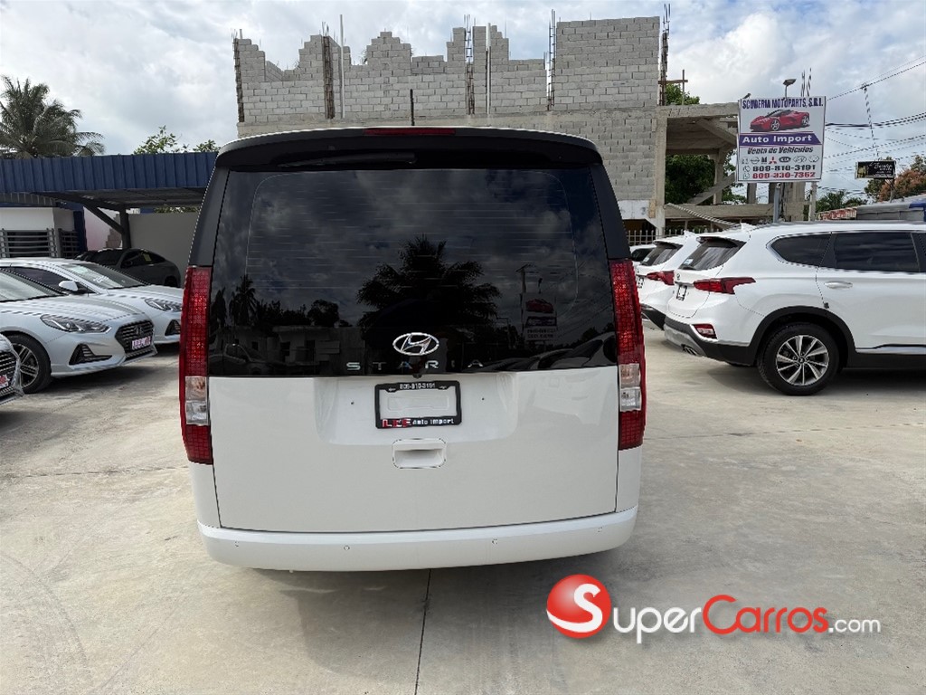 2022 Hyundai Staria — foto 5 / 12