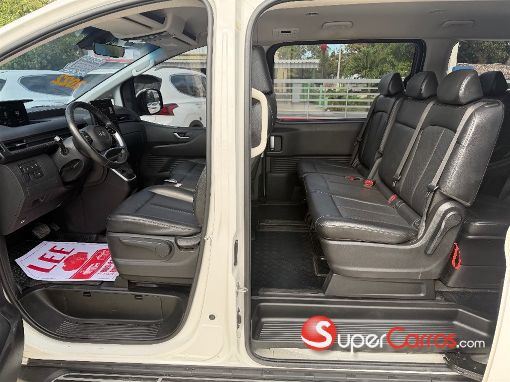 2022 Hyundai Staria — foto 7 / 12