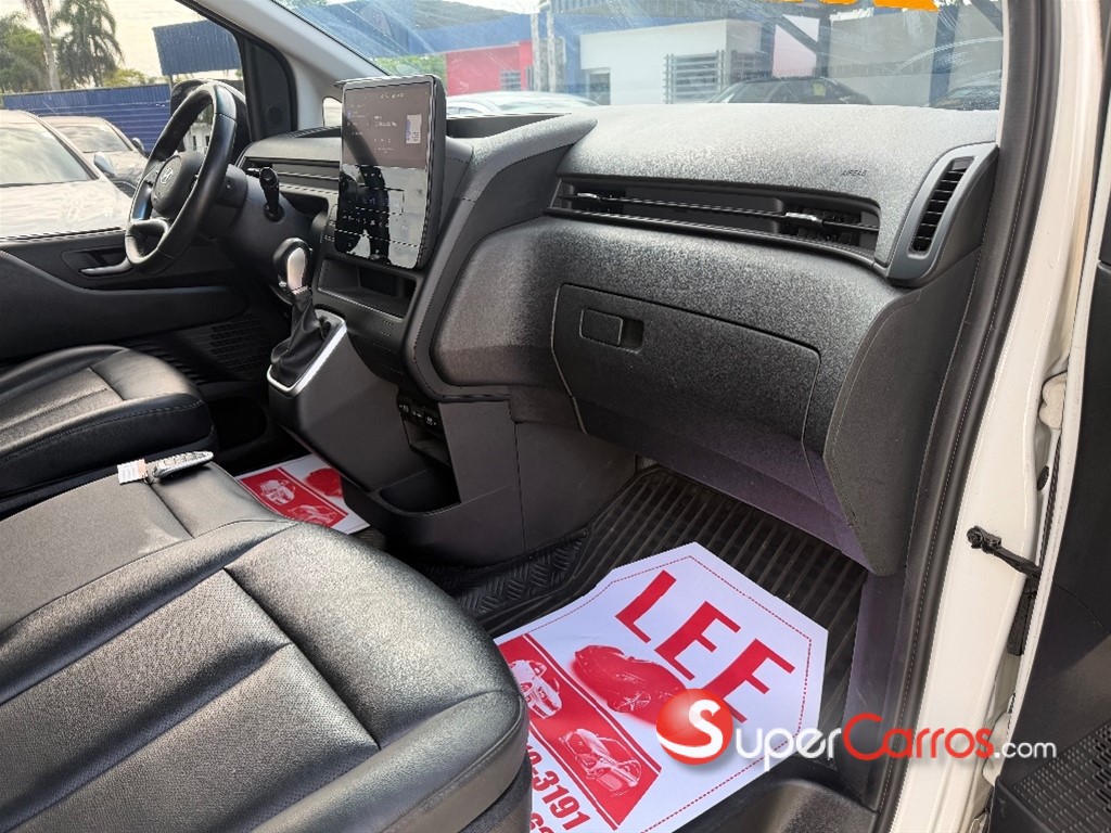 2022 Hyundai Staria — foto 12 / 12