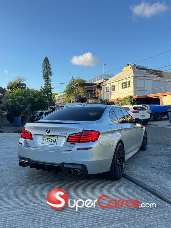 2012 BMW M 5 — foto 8 / 9
