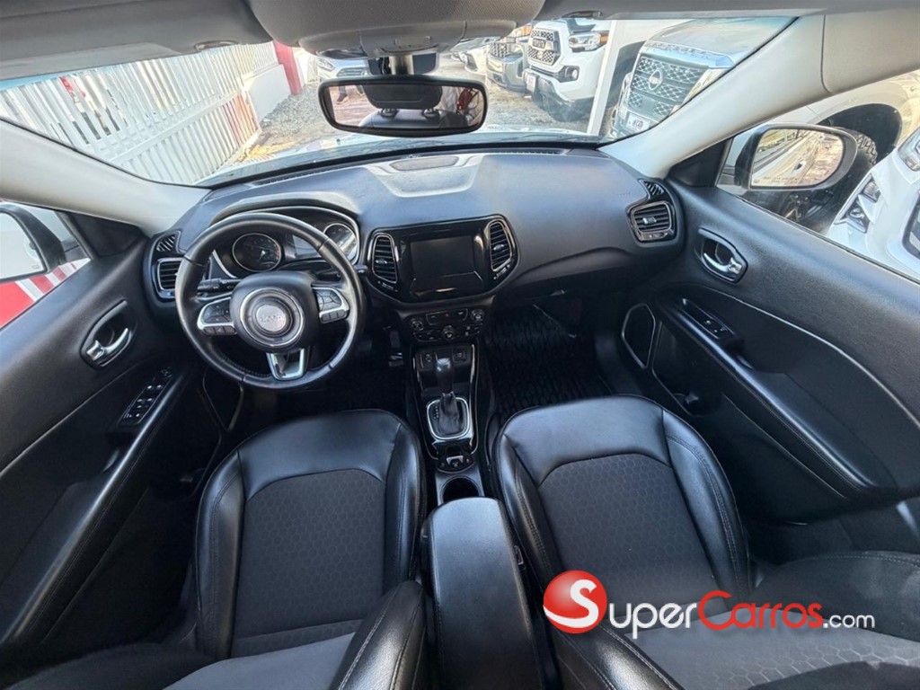 2020 Jeep Compass Latitude — foto 8 / 11