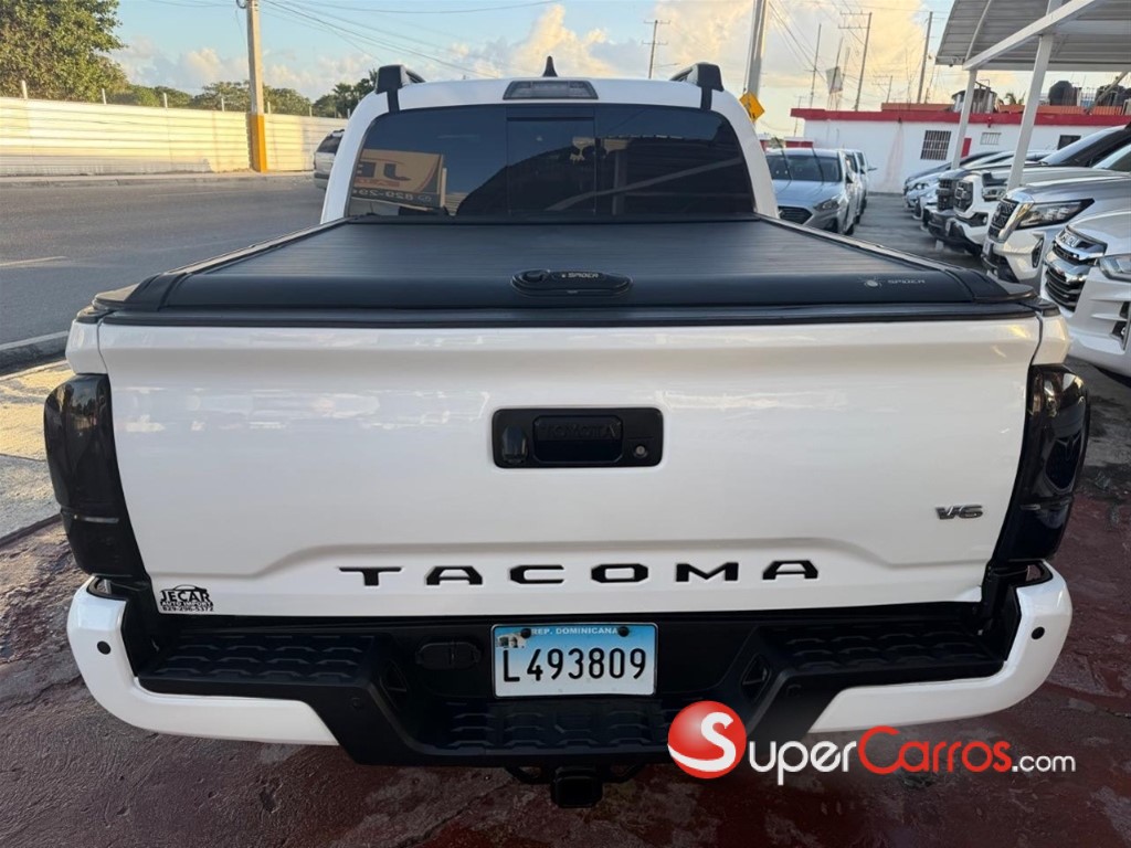 2021 Toyota Tacoma TRD OFF ROAD — foto 4 / 10