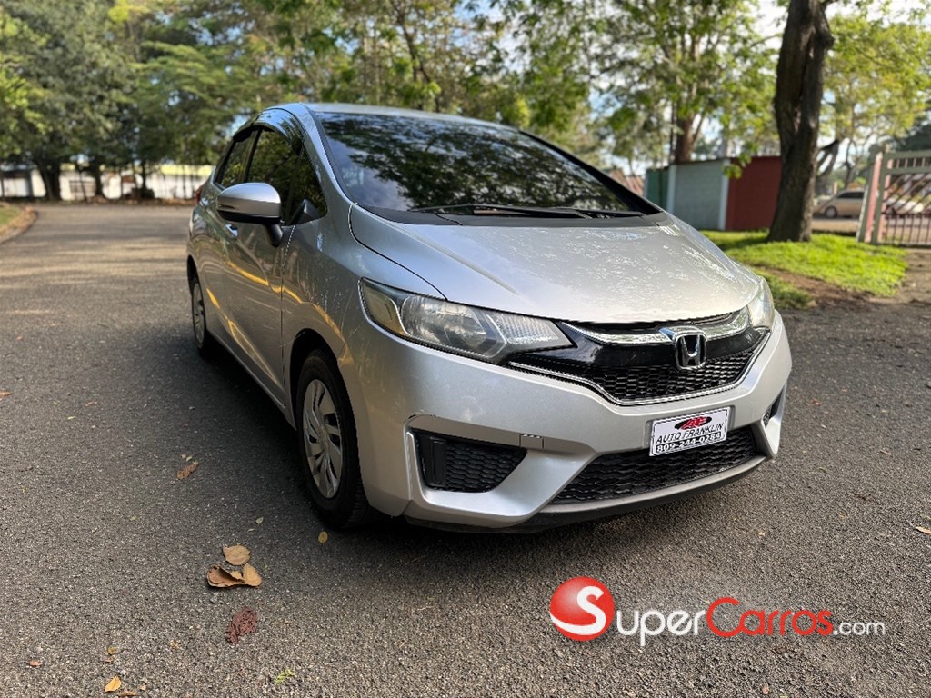2017 Honda Fit — foto 2 / 9