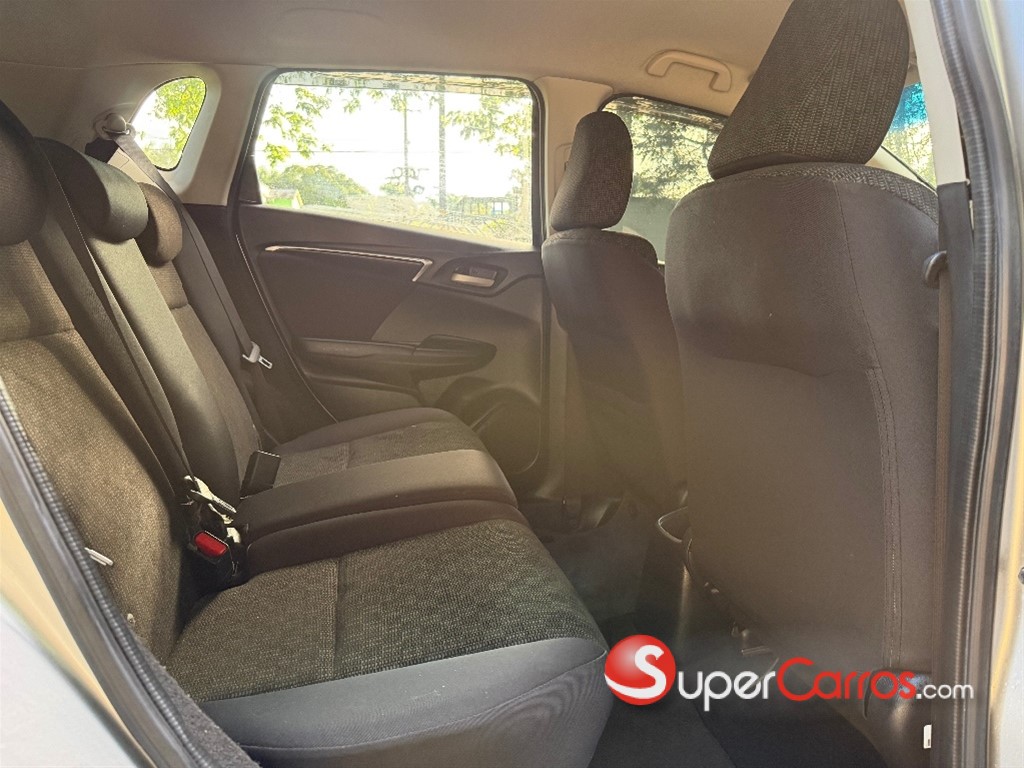 2017 Honda Fit — foto 7 / 9