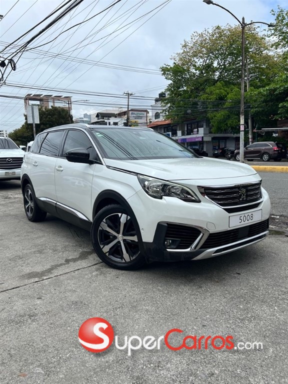 2019 Peugeot 5008 Allure