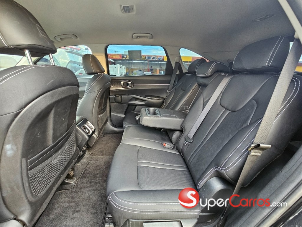 2022 Kia Sorento Sport — foto 2 / 11