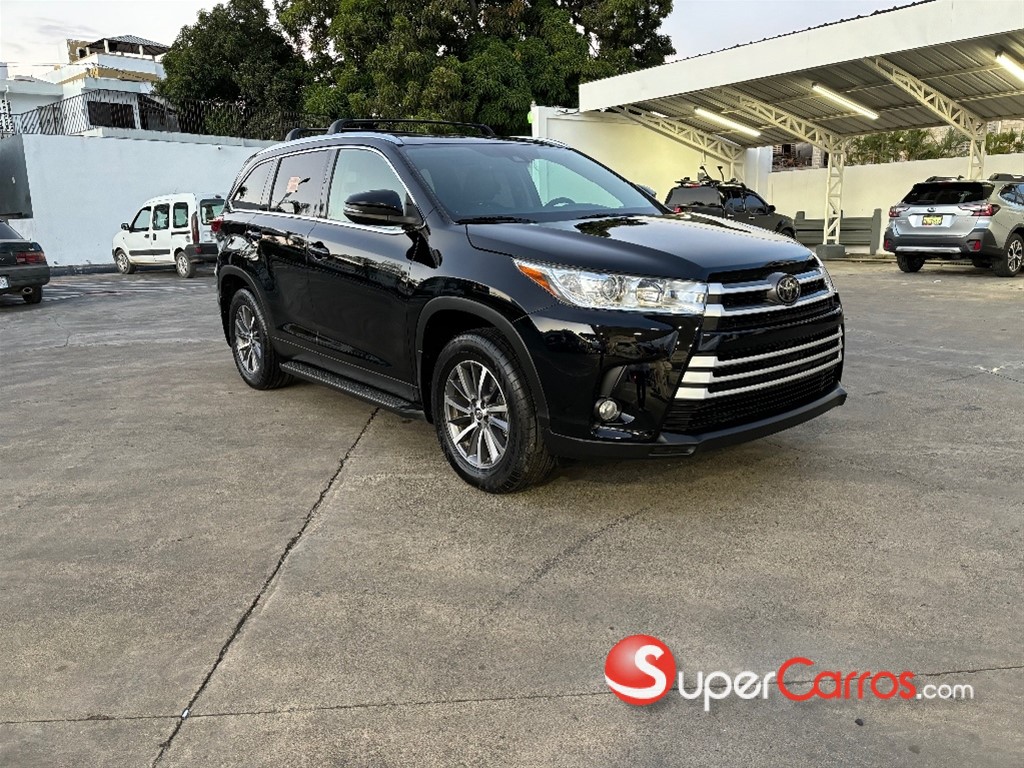 2019 Toyota Highlander XLE — foto 2 / 10