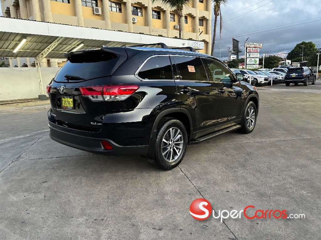 2019 Toyota Highlander XLE — foto 3 / 10