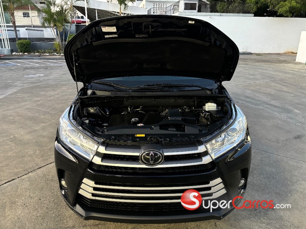 2019 Toyota Highlander XLE — foto 9 / 10