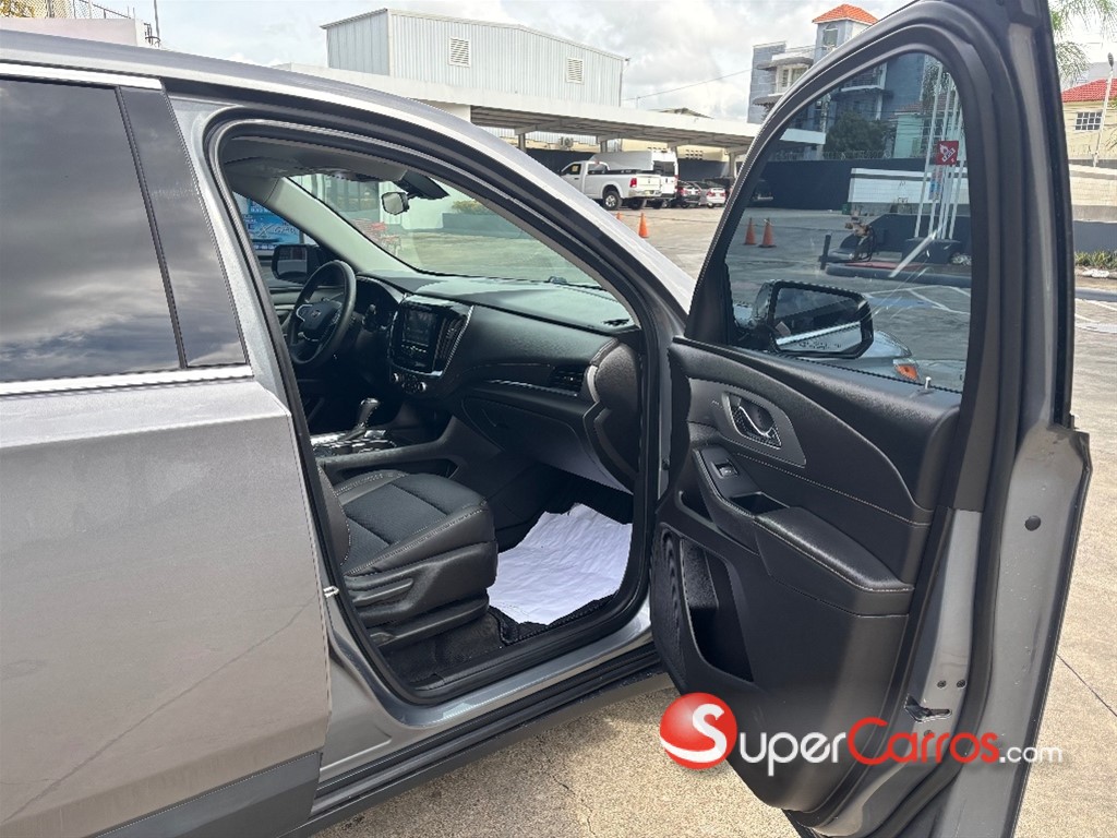 2019 Chevrolet Traverse LS — foto 6 / 9