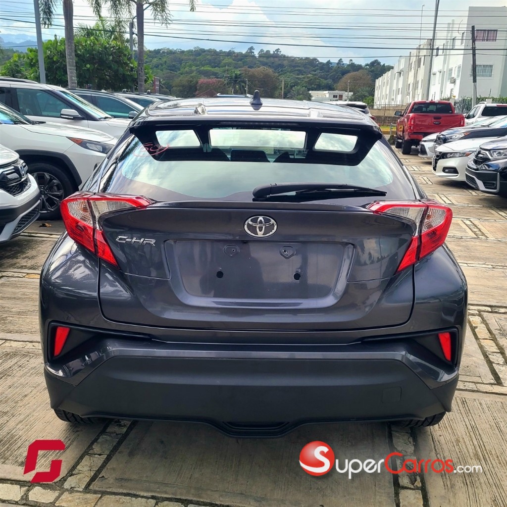 2020 Toyota C-HR XLE PREMIUM — foto 7 / 10