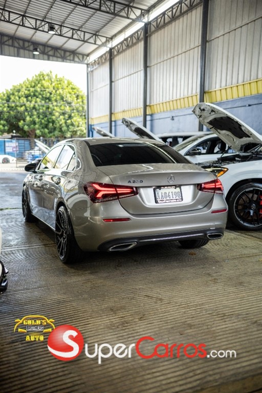 2020 Mercedes-Benz Clase A 220 AMG — foto 4 / 12