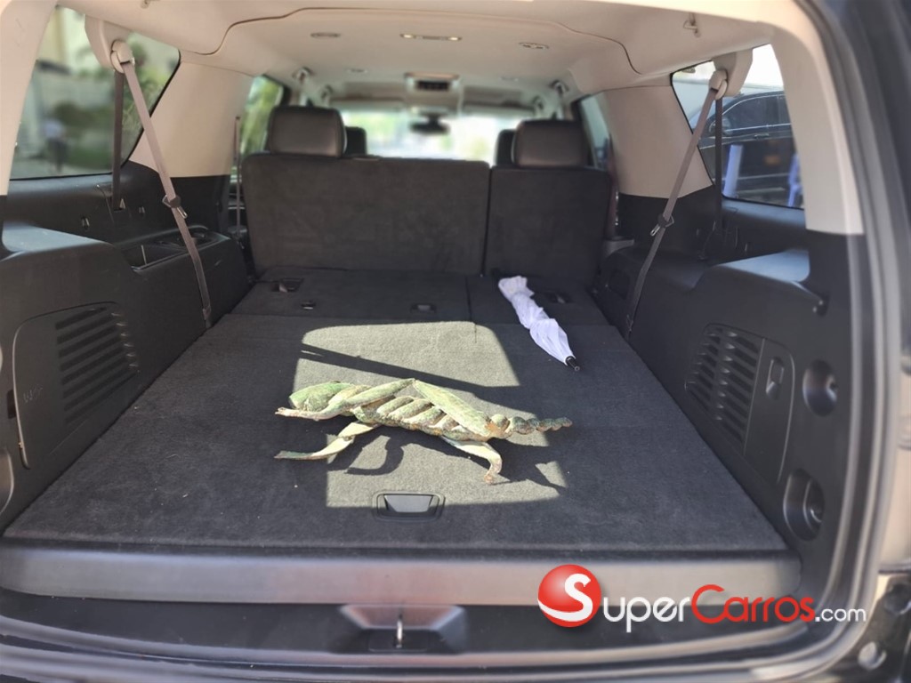 2015 Chevrolet Suburban — foto 4 / 8